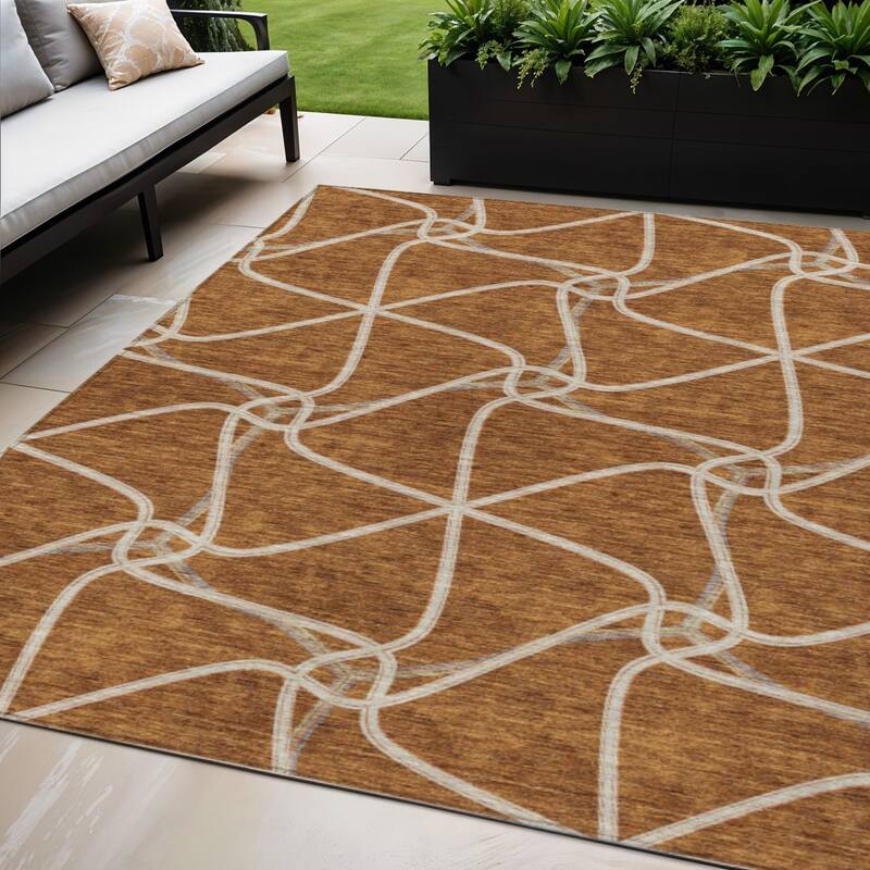 HomeRoots Geometric Contemporary Rectangle Outdoor Rug - 5' X 8'