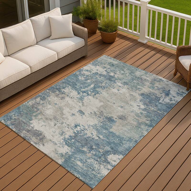 Machine Washable Indoor/ Outdoor Casual Contemporary Chantille Rug - Denim - 2'6" x 3'10"
