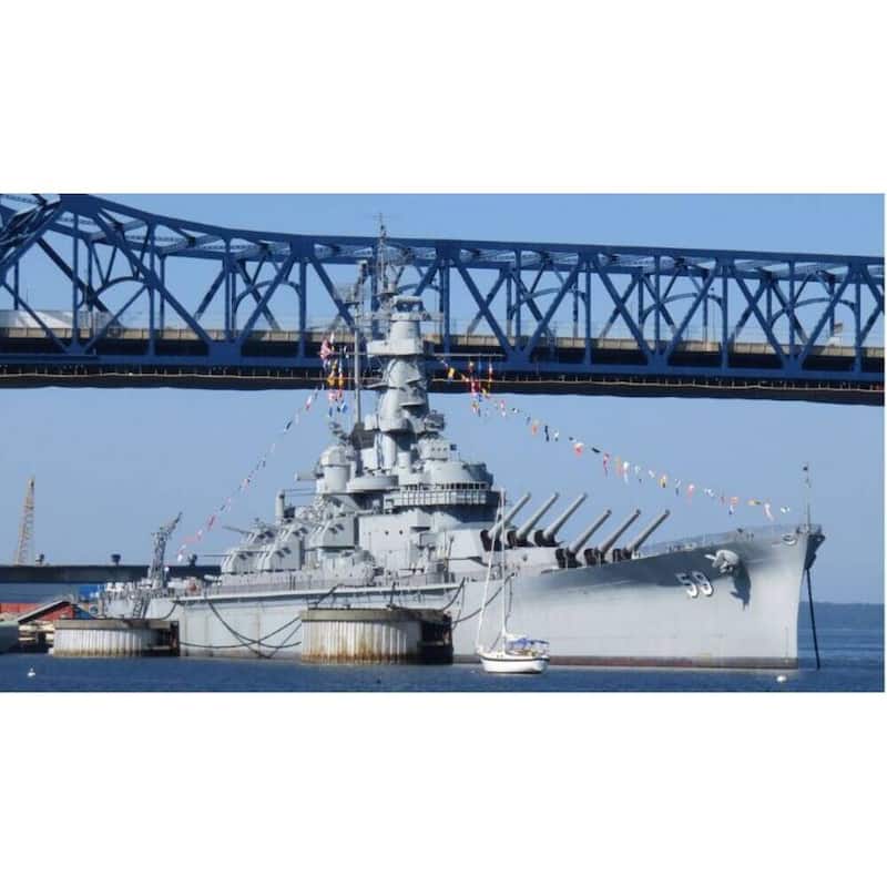 USS Massachusetts (BB-59) Large
