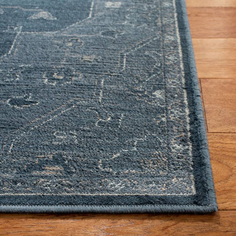 SAFAVIEH Vintage Ilsefriede Oriental Viscose Rug