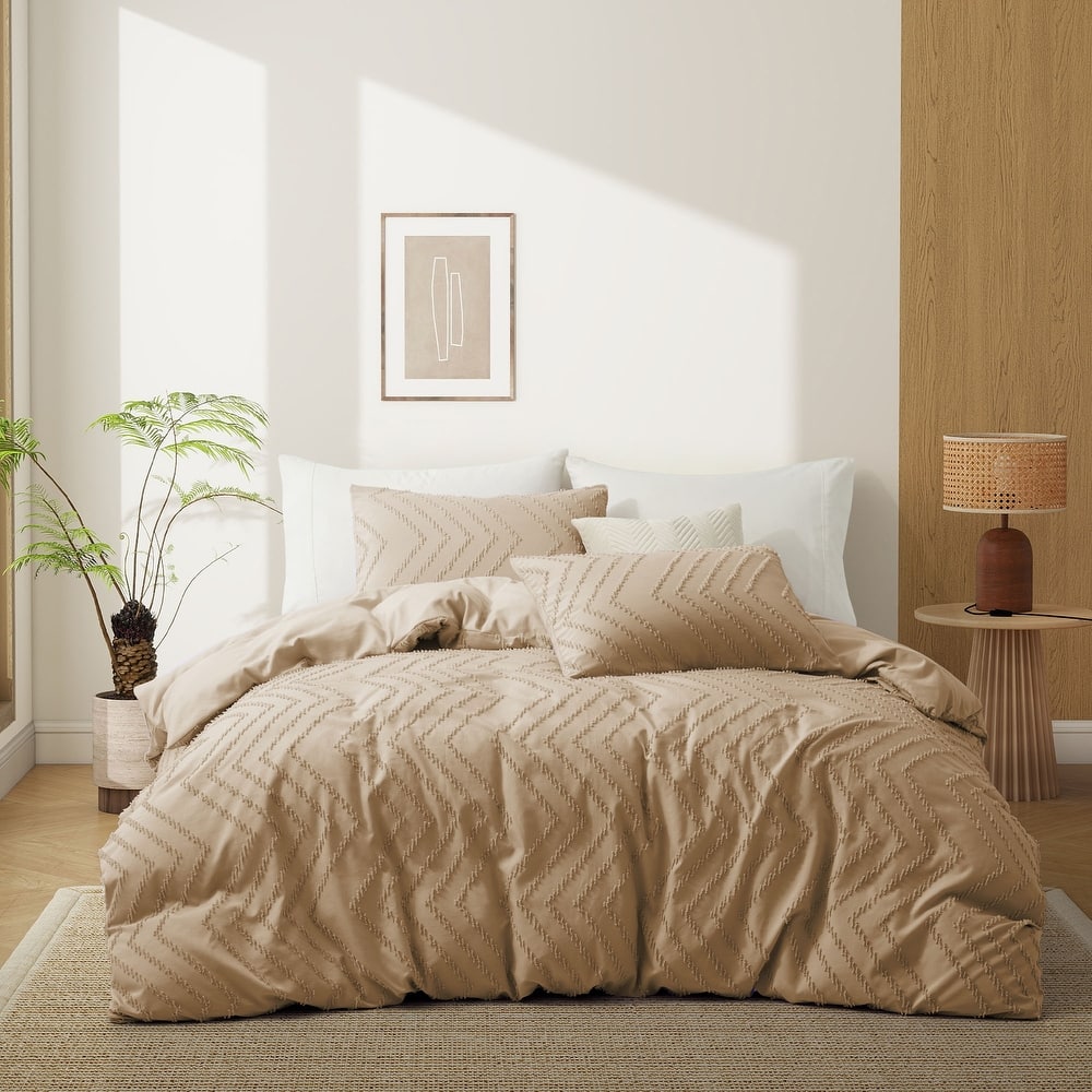 3 Piece Tufted Clipped Jacquard Geometric Oversized Duvet Cover Set