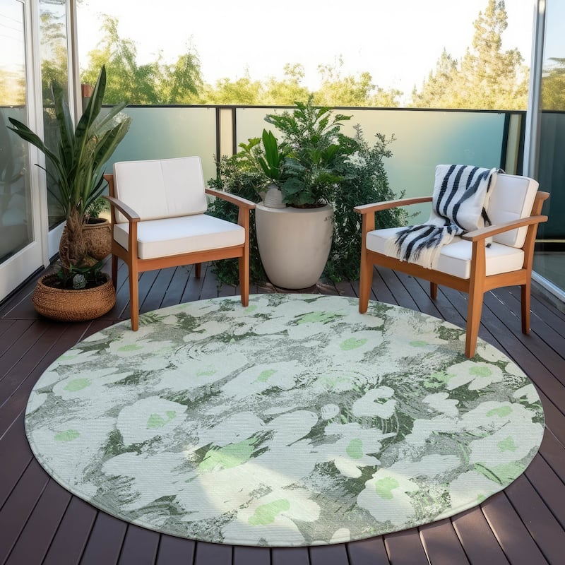 Machine Washable Indoor/ Outdoor Modern Daisy Chantille Rug