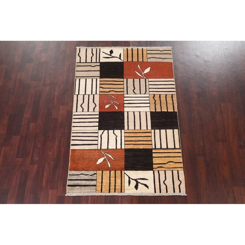 Gabbeh Kashkoli Contemporary Area Rug Wool Hand-knotted Foyer Carpet - 4'1" x 6'2"