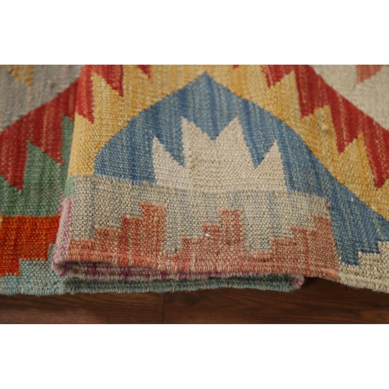 Reversible Kilim Area Rug Hand-Woven Wool Carpet - 3'6"x 5'1"