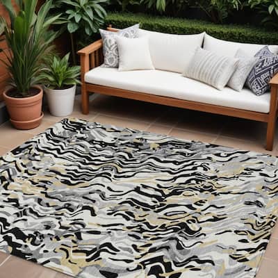 HomeRoots Abstract Transitional Rectangle Outdoor Rug