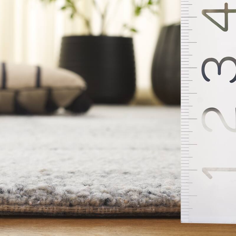 SAFAVIEH Handmade Harvest Poldi Wool Rug
