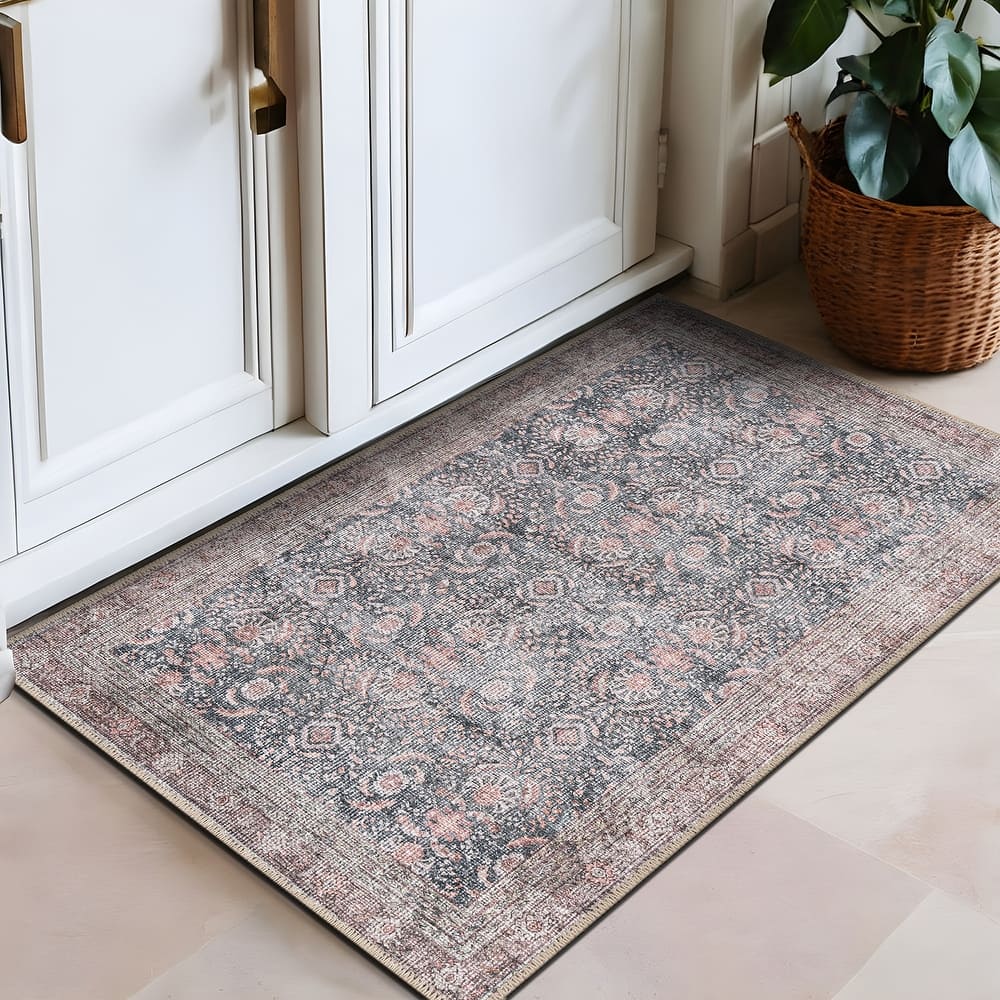 World Rug Gallery Vintage Inspired Machine Washable Non Slip Area Rug