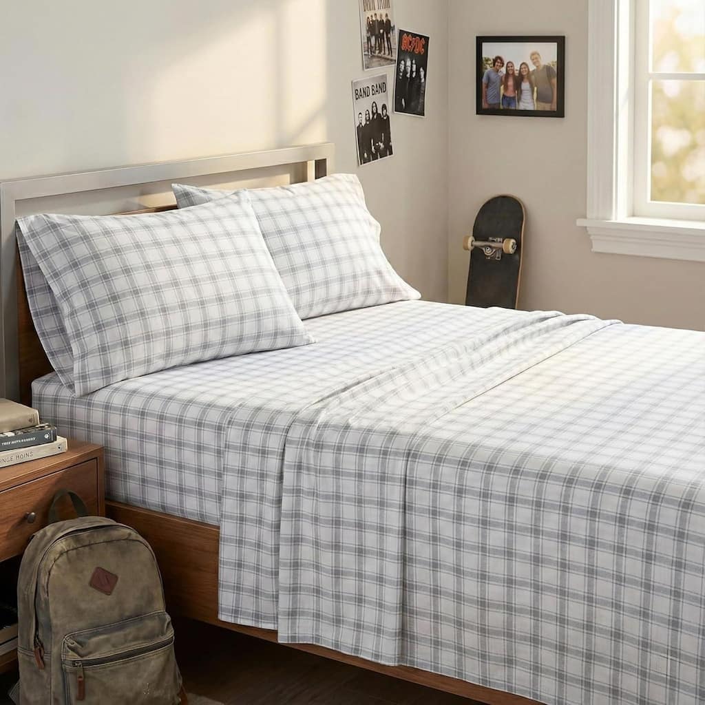 Aeropostale Premium All Season Microfiber Grey Plaid Sheet Set