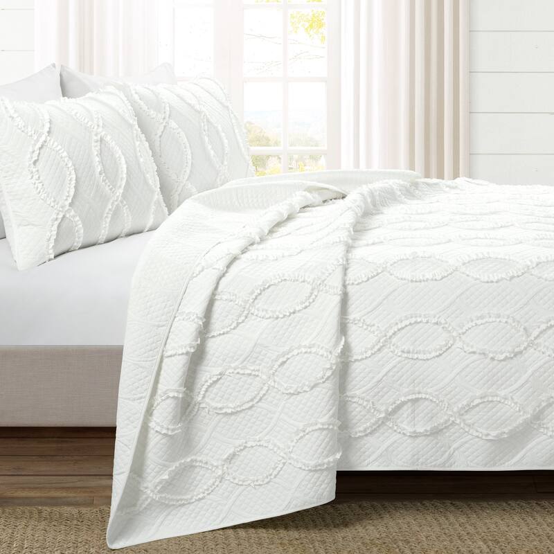 Lush Decor Avon Textured Ruffle 3 Piece Quilt Set