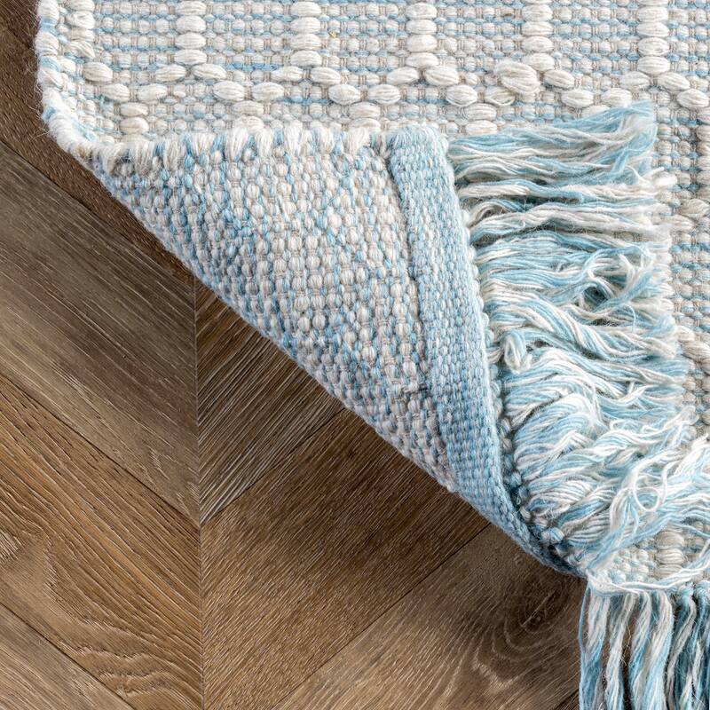 Nuloom Wylie Honeycomb Wool Fringe Rug