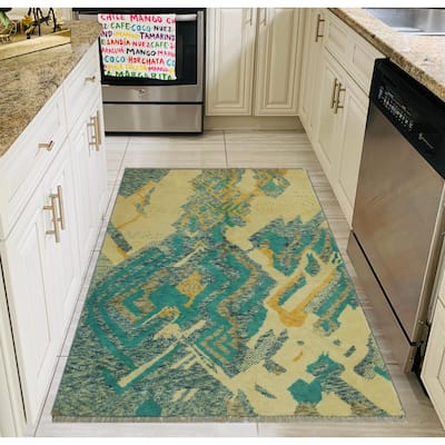 Balochi Zareen Ivory/Turquoise Rug - 3'1" x 4'9"