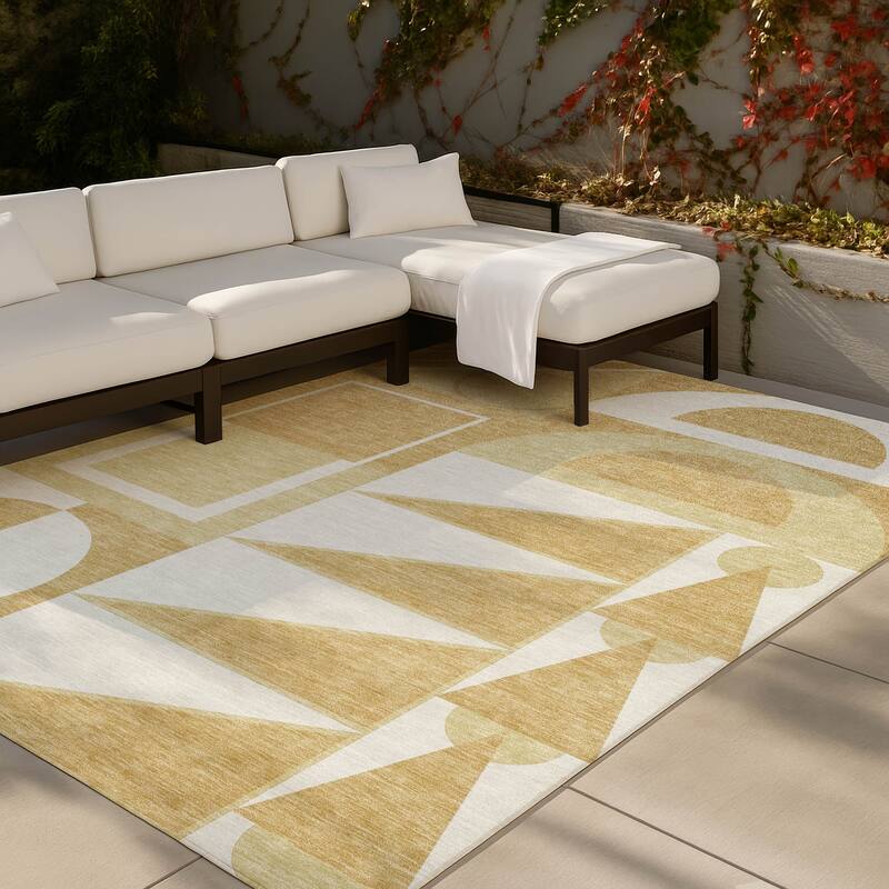 Machine Washable Indoor/ Outdoor Modern Crowley Chantille Rug