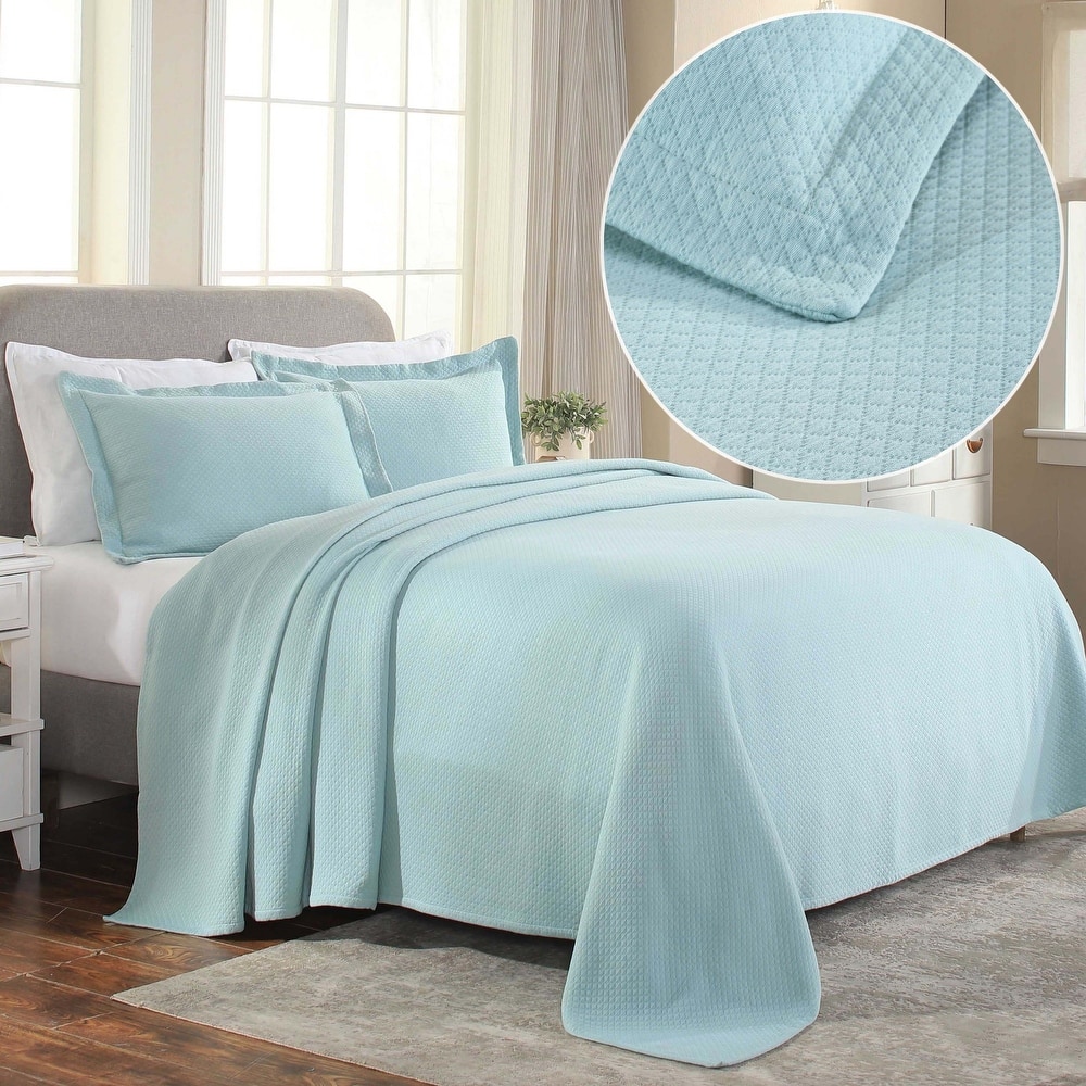 Superior Solitaire Cotton Decorative Bedspread Set