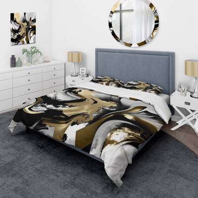 Designart "Golden Wave Reflections II" Black Modern - Bedding Set With Shams