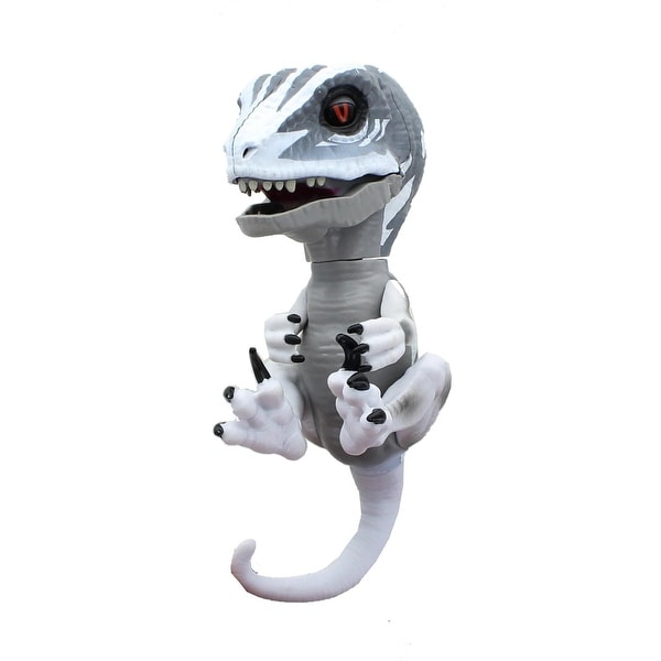 fingerlings untamed dinosaur raptors