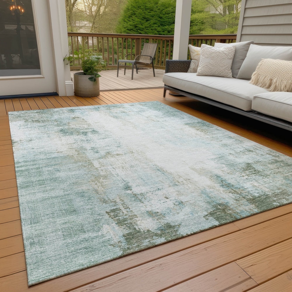 Machine Washable Indoor/Outdoor Abstract Solid Chantille Rug