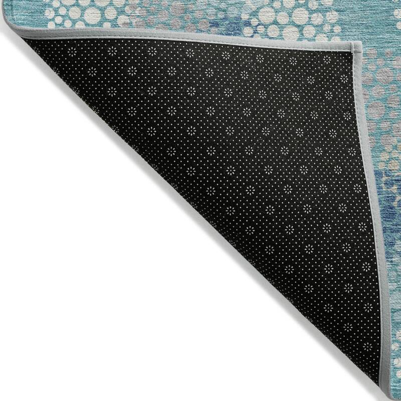 HomeRoots Polka Dot Transitional Rectangle Outdoor Rug