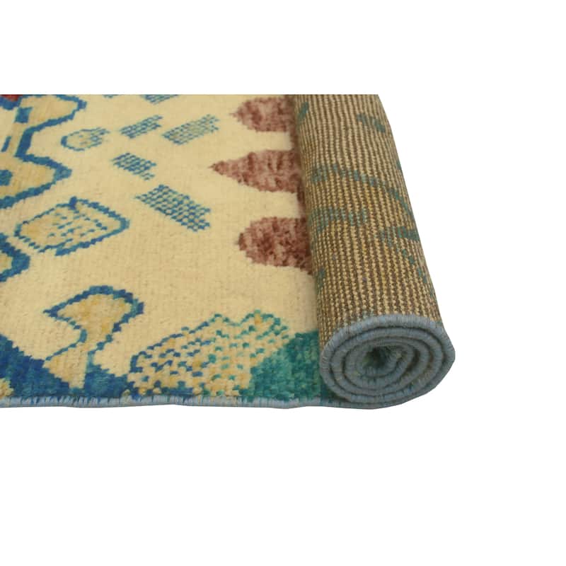 Balochi Adeeb Beige/Lt. Green Rug - 4'2" x 5'11"