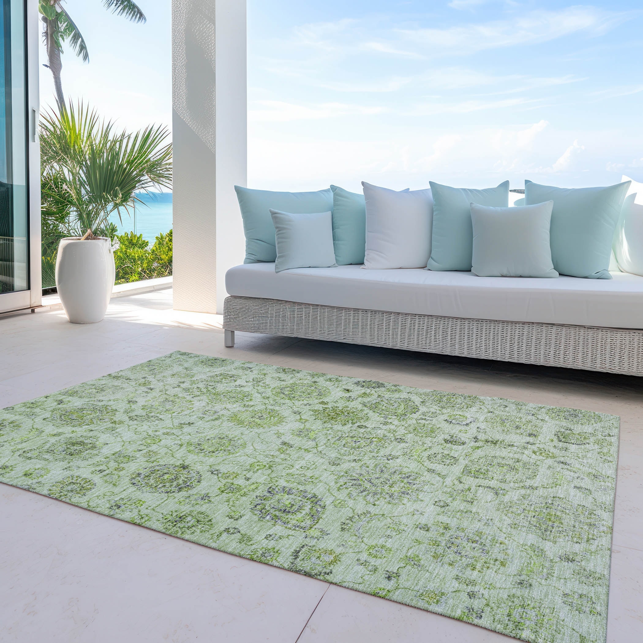 Machine Washable Indoor/ Outdoor Traditional Farmhouse Chantille Rug
