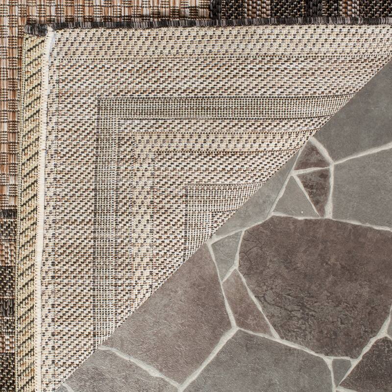 SAFAVIEH Courtyard Vickie Indoor/Outdoor Waterproof Patio Backyard Rug