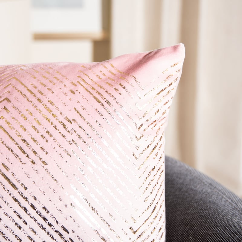 SAFAVIEH Yanne Art Deco Decorative Throw Pillow
