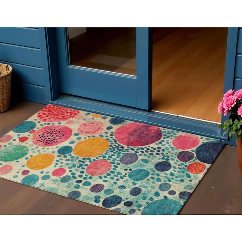 HomeRoots Geometric Transitional Rectangle Outdoor Rug - 3' x 5'