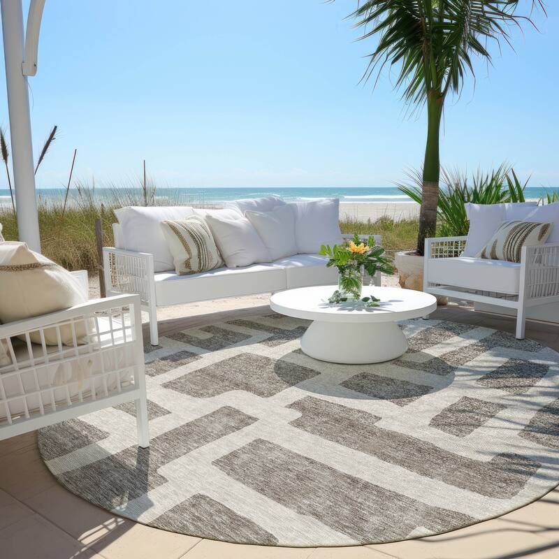 Machine Washable Indoor/ Outdoor Chantille Geo Contemporary Rug - Taupe - 8' x 8'