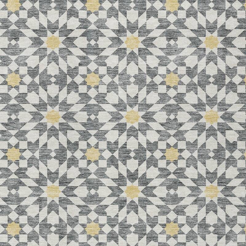 HomeRoots Floral Medallion Transitional Rectangle Outdoor Rug