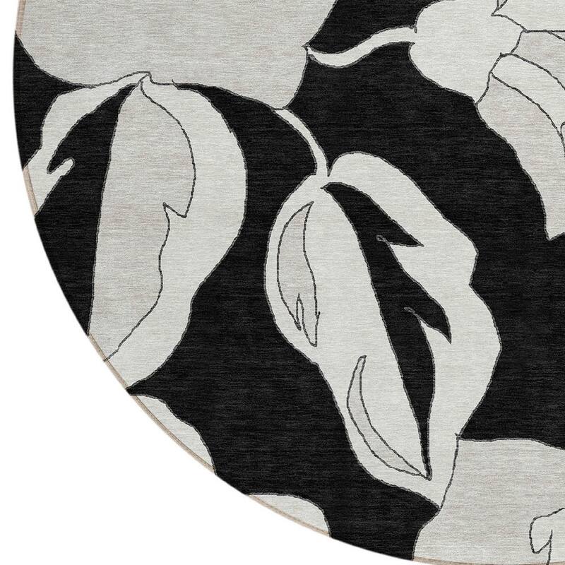 HomeRoots Floral Transitional Rectangle Outdoor Rug
