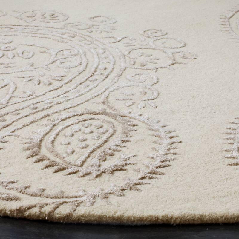 SAFAVIEH Handmade Bella Kristiana Paisley Modern Floral Wool Rug