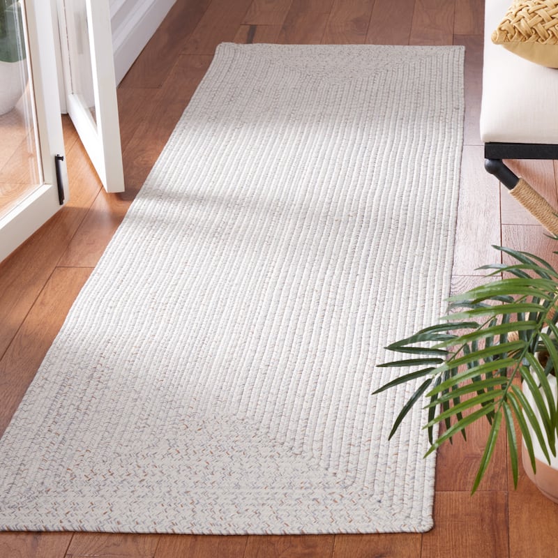 SAFAVIEH Handmade Braided Sakineh Casual Rug - 2'3" x 12' Runner - Ivory/Light Grey