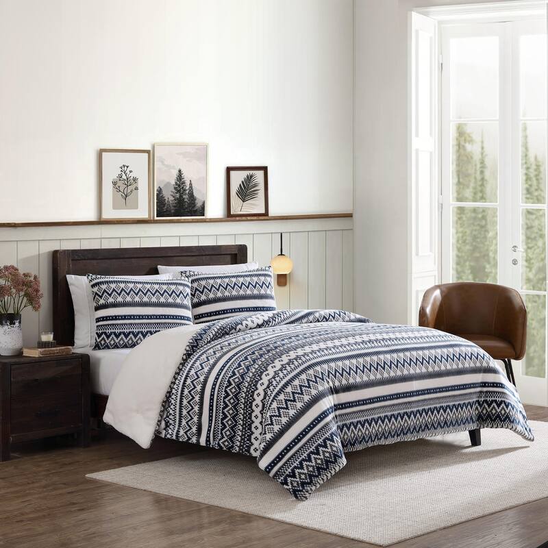 Eddie Bauer Shelton Fair Isle Plush Reversible Comforter Set - Navy - King