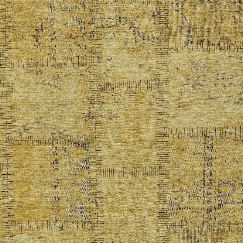 HomeRoots Patchwork Transitional Rectangle Outdoor Rug