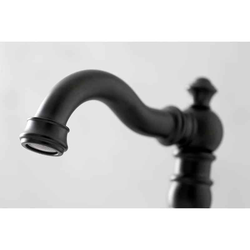 English Classic Widespread Bathroom Faucet