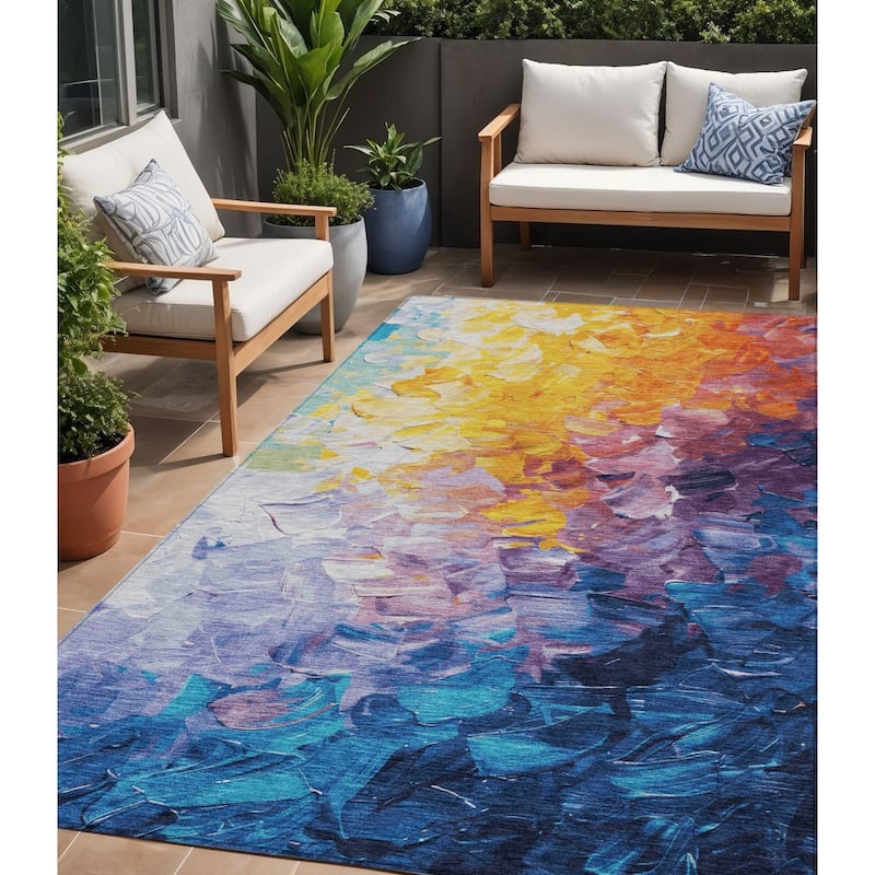HomeRoots Abstract Transitional Rectangle Outdoor Rug - 5' X 8'