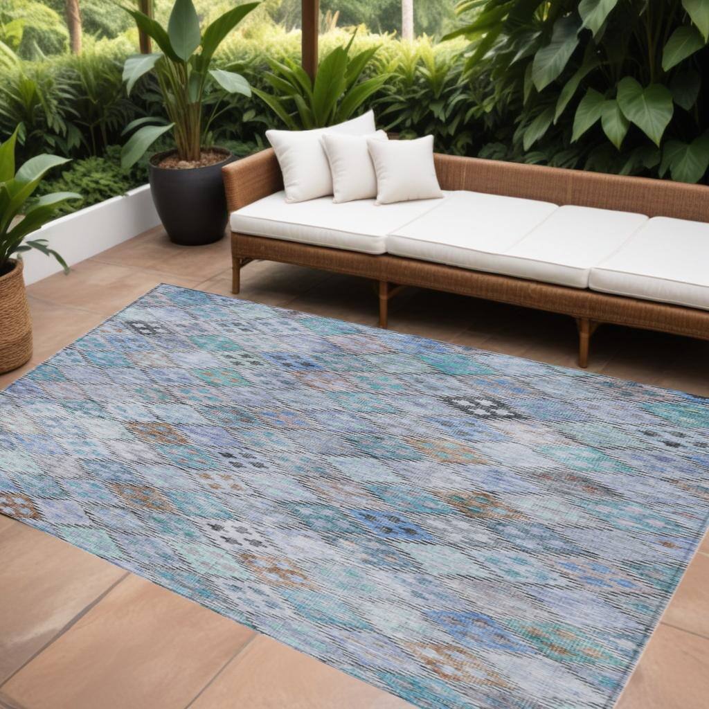 HomeRoots Geometric Transitional Rectangle Outdoor Rug