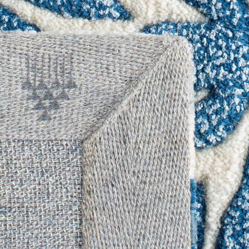 SAFAVIEH Handmade Capri Hillevi Modern Wool Rug