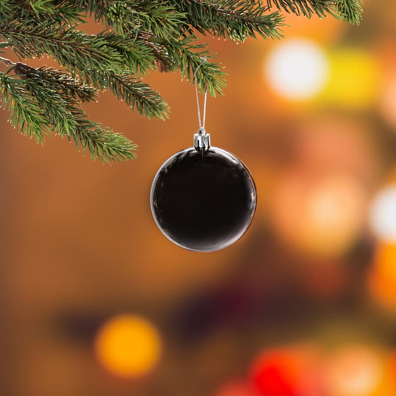 7.5' Tree with 250 LED Lights and 140 Ornaments and Storage Bag, Classic Cardinal - One Size