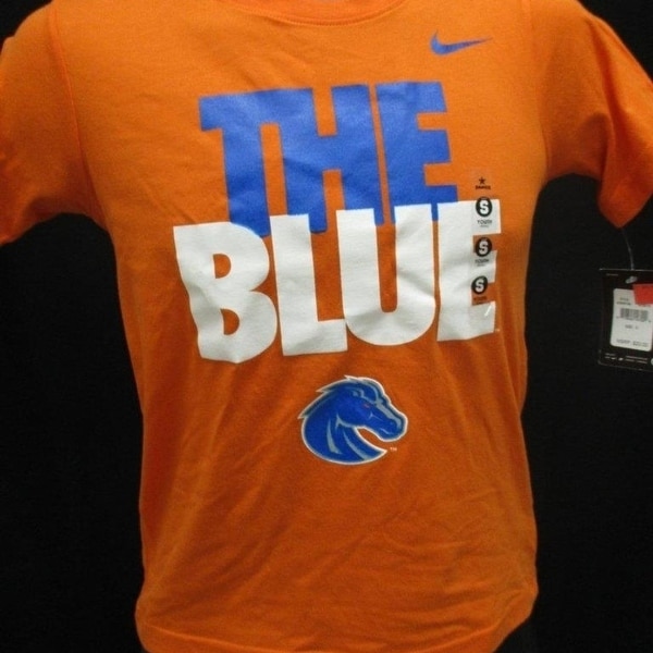 kids orange nike shirt