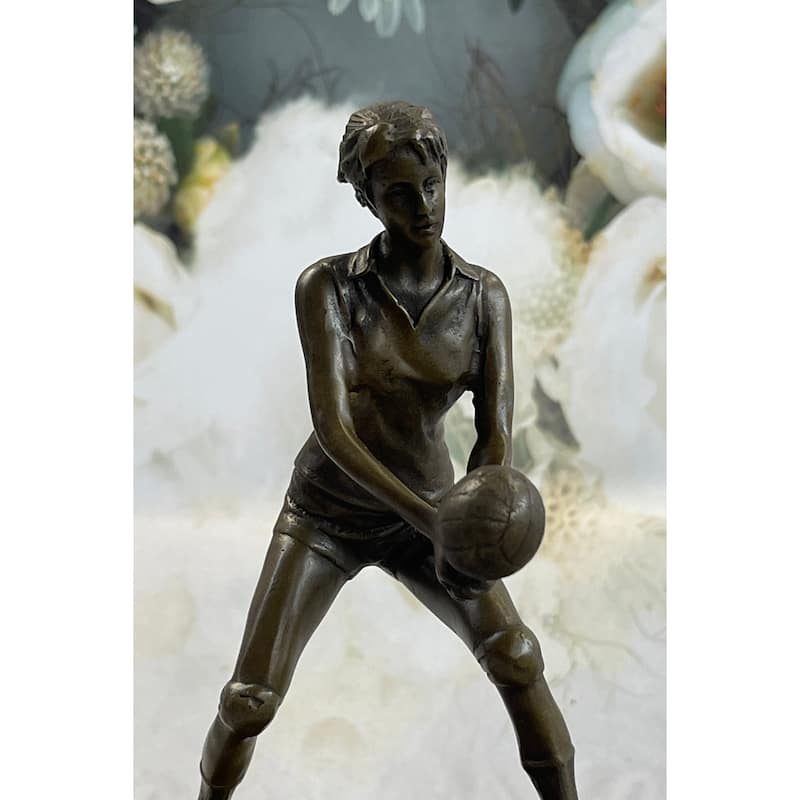 Girl Volleyball Olympic Sport Game Bronze Figurine Statue Hot Cast Sculpture Art