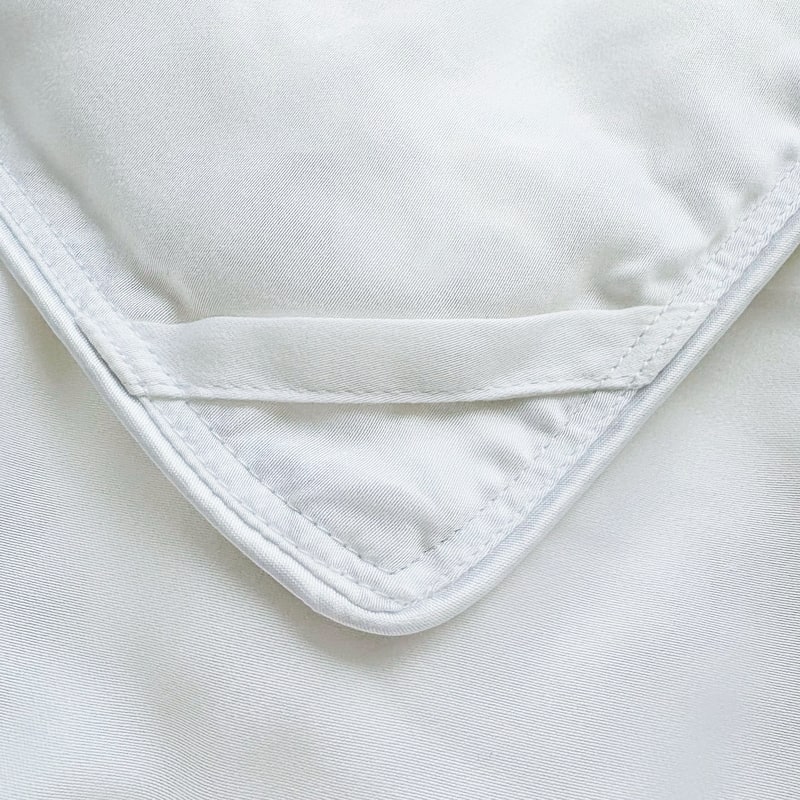Highland Feather 100% Bamboo Comforter - Cooling, Breathable & Hypoallergenic - Ultra Soft Bamboo Sateen Shell