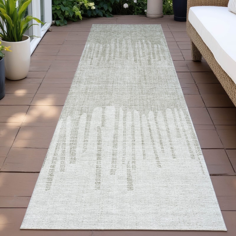 Machine Washable Indoor/Outdoor Modern Ombre Chantille Rug - Putty - 2'3" x 7'6"