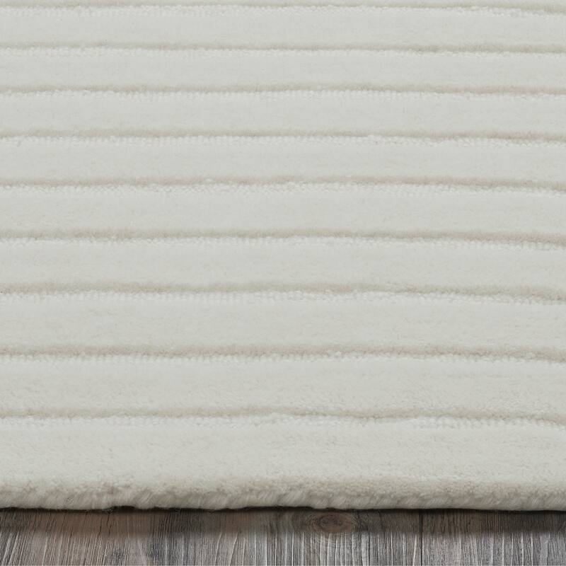 Cantu 7'10" x 10'2"" ft Handwoven Indoor Rug, Ivory - 7'10" x 10'2"" ft
