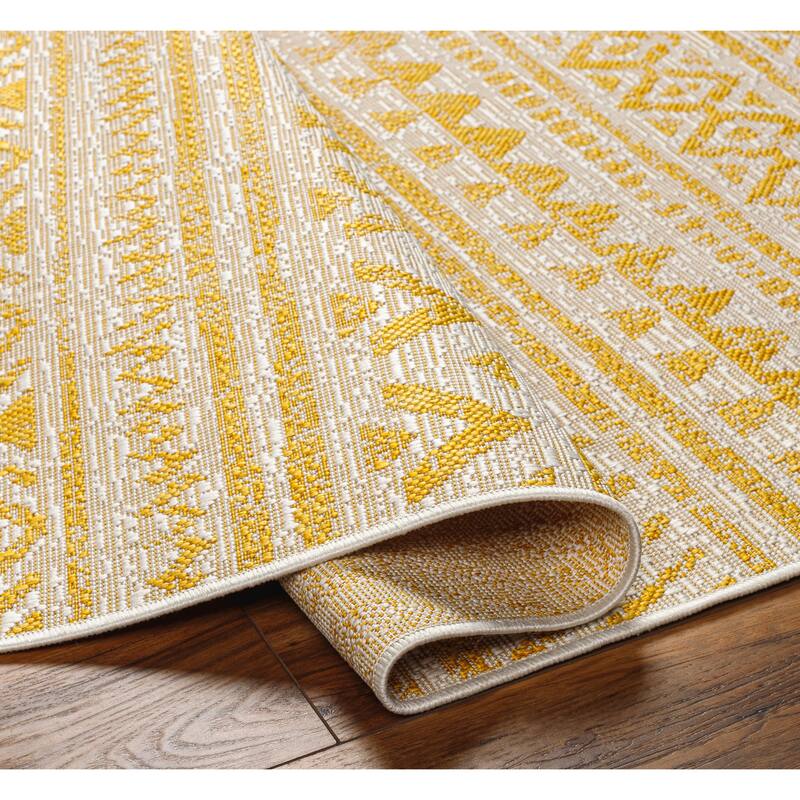 Livabliss Fortuna Traditional Medallion Area Rug