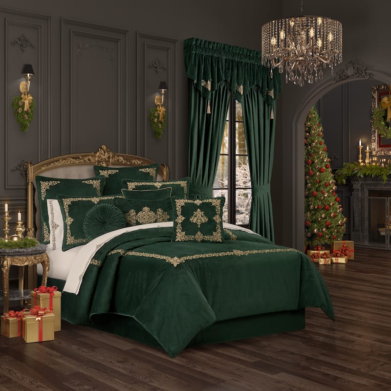 J. Queen New York Noelle Christmas Duvet Cover Set - Evergreen - Full - Queen