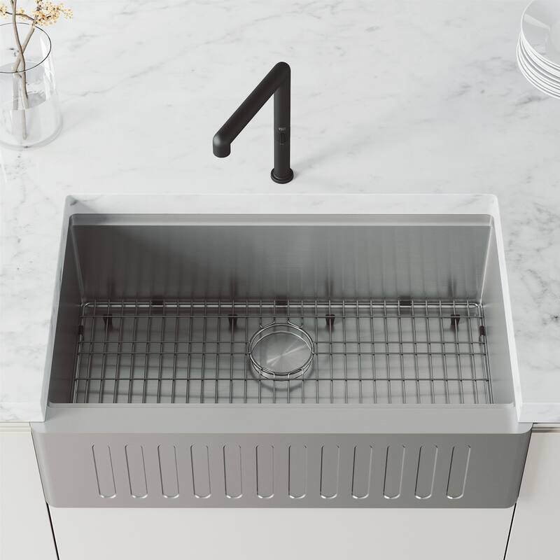 VIGO Jewel 11" H Single Handle Kitchen Bar Faucet