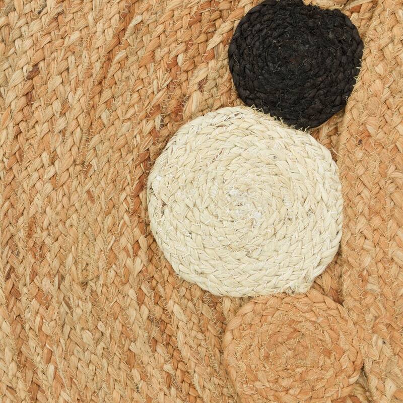 Hand-Woven Jute Rug Round with Natural Jute Fibers and Circles