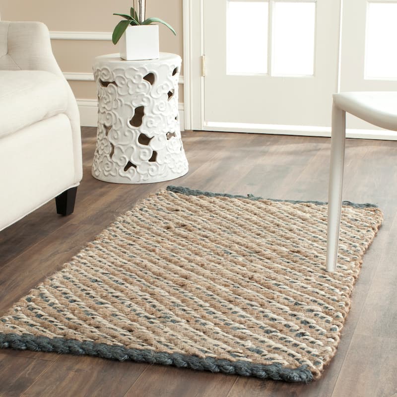 SAFAVIEH Handmade Natural Fiber Sanai Jute Rug - 2'6" x 4' - Blue/Natural