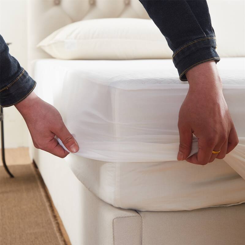 JML Premium Hypoallergenic/Waterproof Mattress Protector