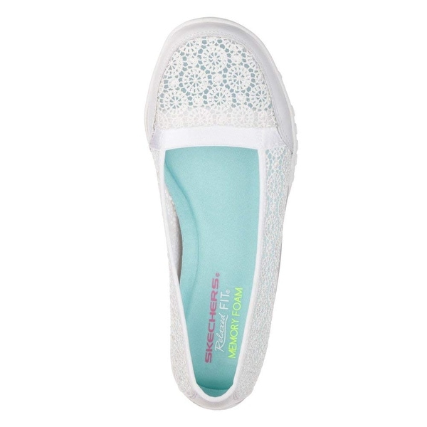 skechers relaxed fit breathe easy pretty factor